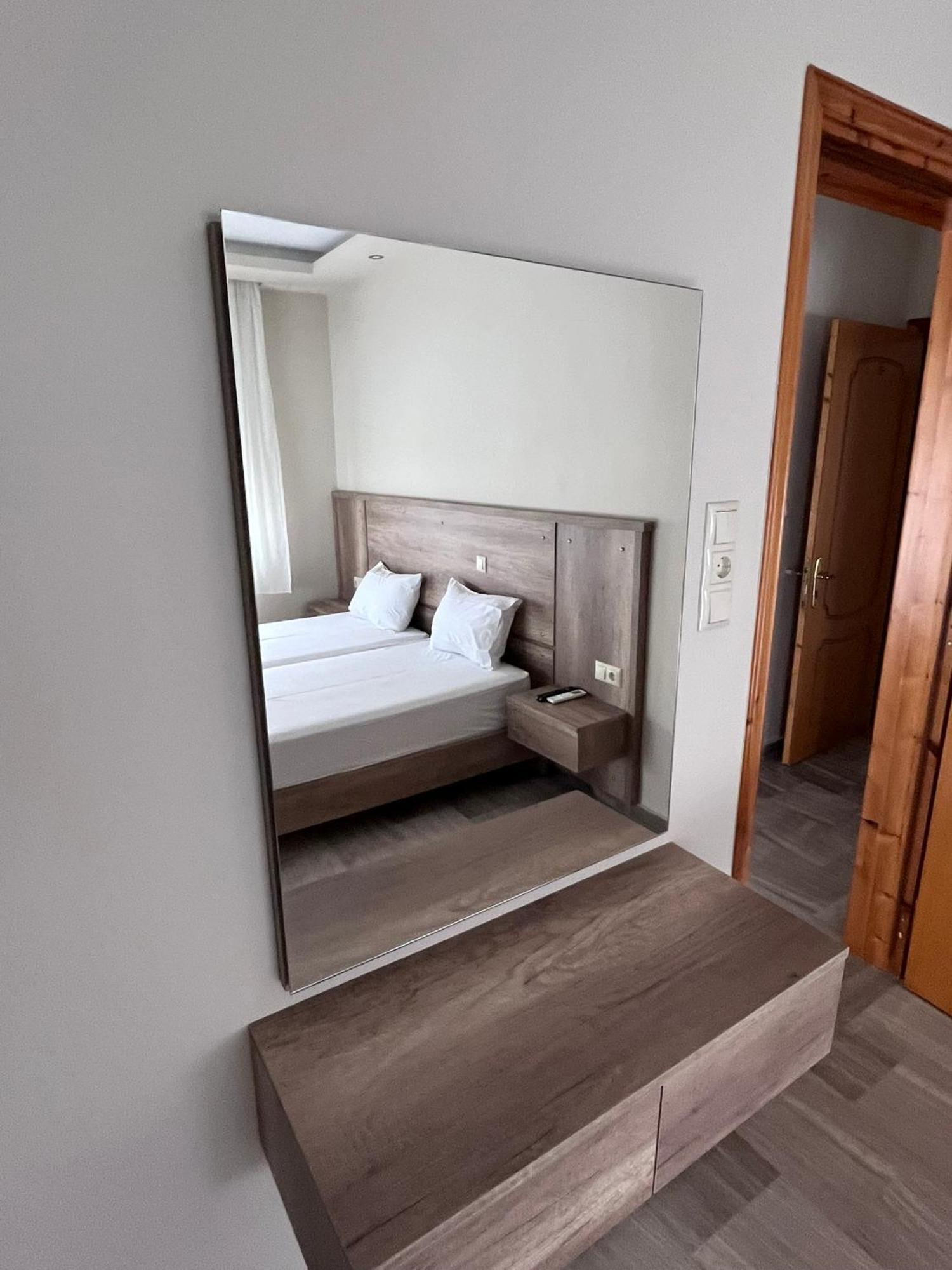Hotel Filoxenia Neoi Poroi Dış mekan fotoğraf